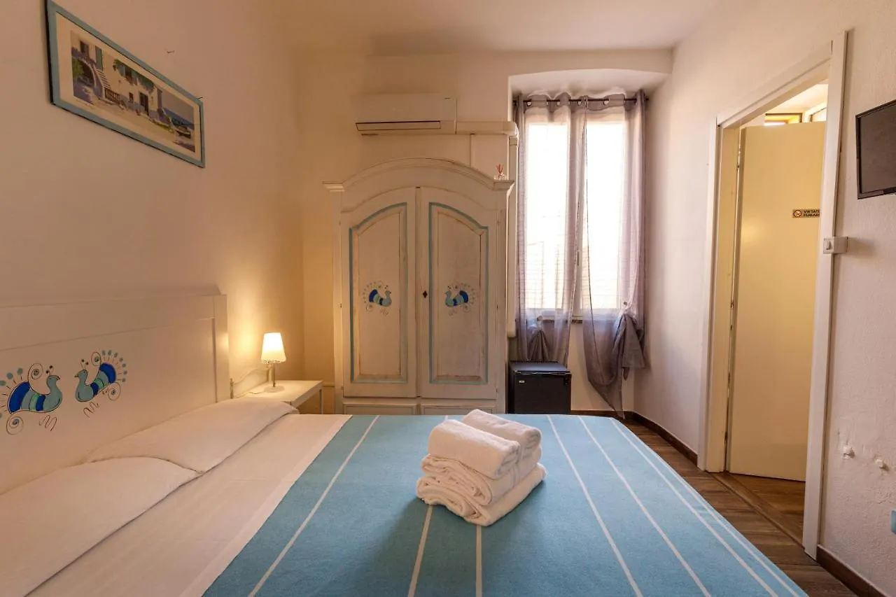 Onlyrooms I - Central & Quiet Area Cagliari Italia