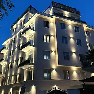 https://j-maluni-city.it-romehotels.com